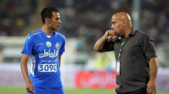 علیرضا منصوریان تکلیف لیست خروجی را مشخص خواهد کرد / قلم قرمز سرمربی استقلال بر روی نام یعقوب کریمی؟