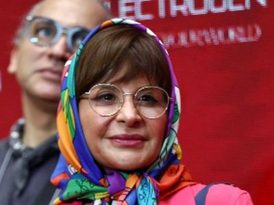 سیما تیرانداز از هنرمندان مشهوری که شاگردش بودند گفت: از بازیگر سریال «شکارگاه» و «تاسیان» تا نیوشا ضیغمی