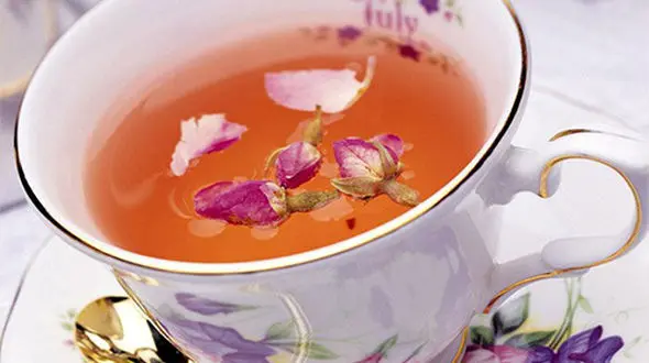 درمان ریفلاکس معده با یک فنجان چای گیاهی