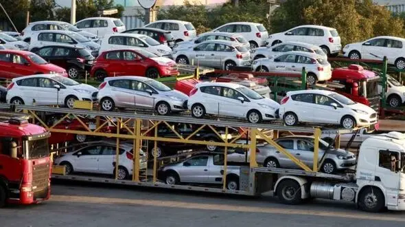 30 درصد قیمت خودرو حباب است