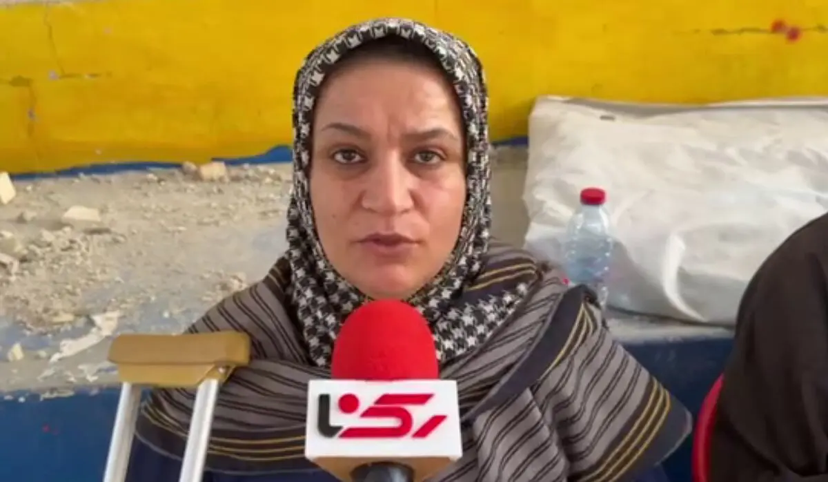 «انفجار دوم باعث شد همه از خانه‌ها بیرون بیایند؛ ترکش مثل باران روی سر دخترم می‌بارید»