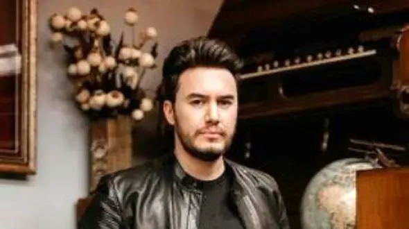 مصطفی ججلی، خواننده مشهور ترکیه‌ای: بعد از سفرم به ایران نظرم درباره این کشور عوض شد؛ دوست دارم در تهران و تبریز کنسرت داشته باشم +ویدیو