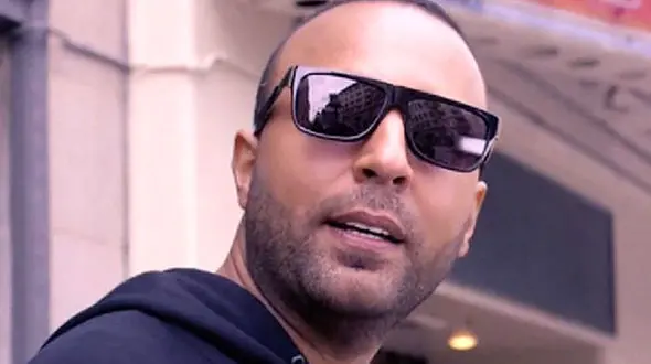 فیلم بی آبرویی جدید آرش خواننده ! / همه او را هو کردند !