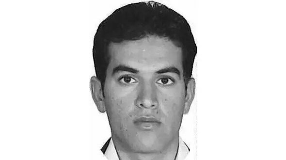 این مرد را می شناسید؟ / همه در شیراز دنبال او هستند + عکس چهره باز