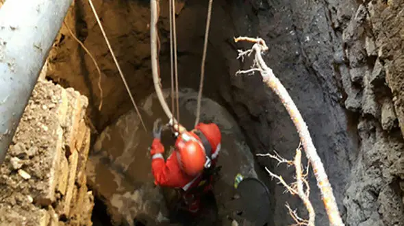 سقوط مرگبار دختر 17 ساله به چاه +تصاویر