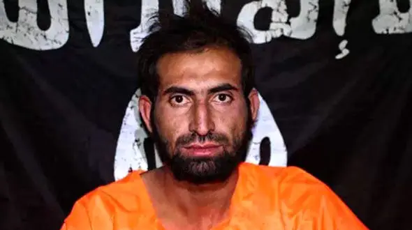 گردن زدن فجیع یک مرد در ولایت خراسان ! داعش + تصاویر( 14+)