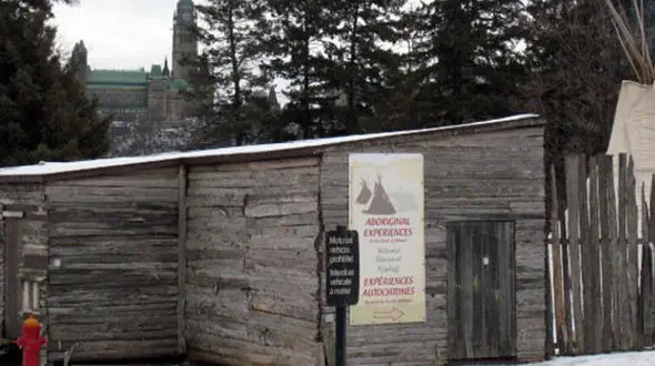 جزییات خودکشی دسته جمعی 11 زن و مرد 