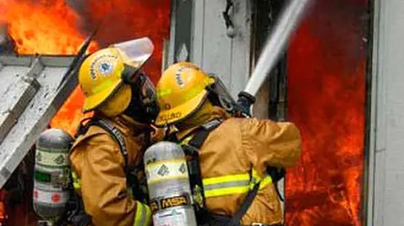 ارتباط نامتعارف پسر جوان با زن مطلقه و یک زن آرایشگر لو رفت / آرایشگاه زنانه در آتش سوخت