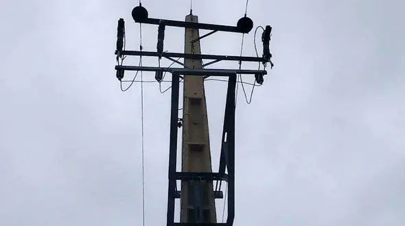 گزارش ویدئویی/ سرقت کابل‌ و تجهیزات برق  کشاورزان معضلی جدی در روستاهای میانه/راهکار شرکت توزیع نیروی برق چیست؟