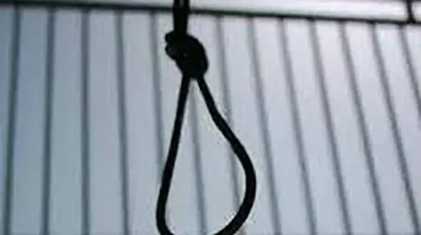 تعرض به دختر دانشجو کرجی در باغ کمالشهر / 2 شیطان اعدام شدند
