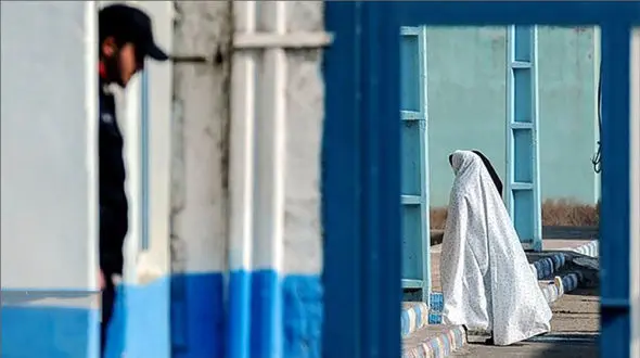 زن آرایشگر شهلا را به قتل رساند؟! / سمیرا با کودکش در زندان زنان است + گفتگوی اختصاصی