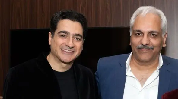 فیلم تصنیف شورانگیز تیر مژگان با آواز ماندگار همایون شجریان وصدای دلنواز مهران مدیری / !