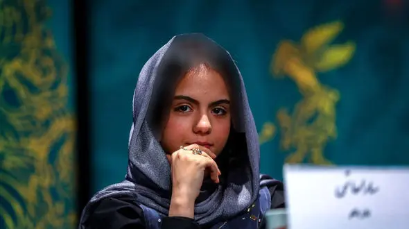 (عکس) استایل سنتی بازیگر زخم‌کاری جلب‌توجه کرد