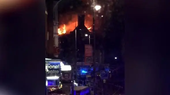 آتش سوزی شبانه در رستوران + فیلم