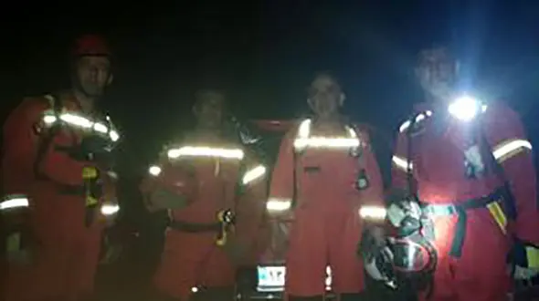 مرگ تلخ چوپان جوان در معدن زغال سنگ / بیرون کشیدن جسد از عمق 200 متری + عکس