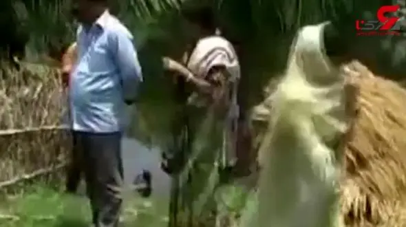 زنی که از خورشید فراری است و به آب پناه می‌برد +فیلم 