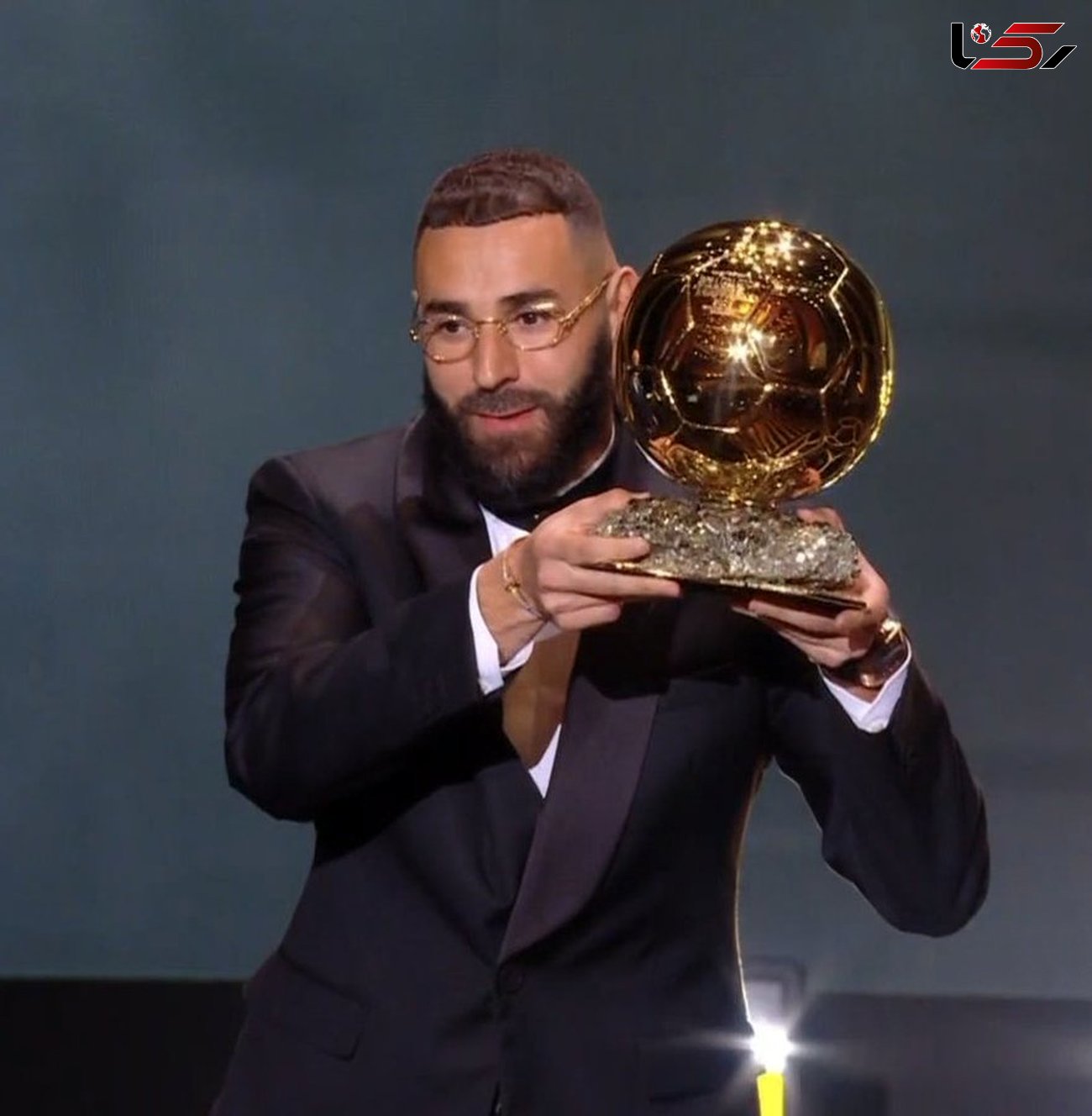 رسمی/ بهترین بازیکنان سال فوتبال جهان معرفی شدند؛ کریم بنزما توپ طلا را به برنابئو آورد