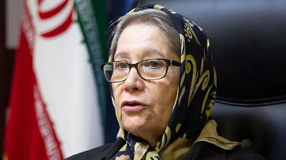 واکسن داریم ، یخچال نداریم/ دکتر محرز : برای نقل و انتقال واکسن روسی کرونا با کمبود یخچال مواجه هستیم