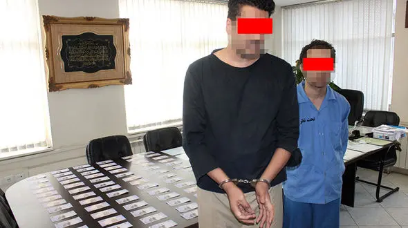 اعتراف دکترای آی تی به جعل تراول چک های 50 هزار تومانی + فیلم و عکس