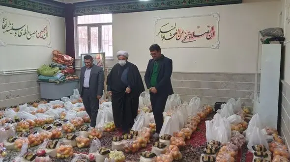 شب یلدا در هشترود ماندگارتر شد/ توزیع ۷۰۰ بسته معیشتی بین نیازمندان