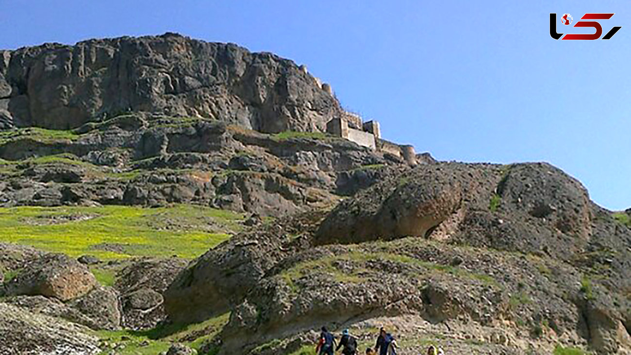 بازدید از عجیب ترین قلعه تاریخی ایران که تا حالا ندیده اید