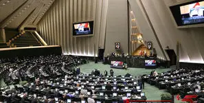 ساعت کاری کارکنان دولت کاهش پیدا نمیکند/ پرونده تعطیلی پنجشنبهها بار دیگر به کمیسیون اجتماعی بازگشت/