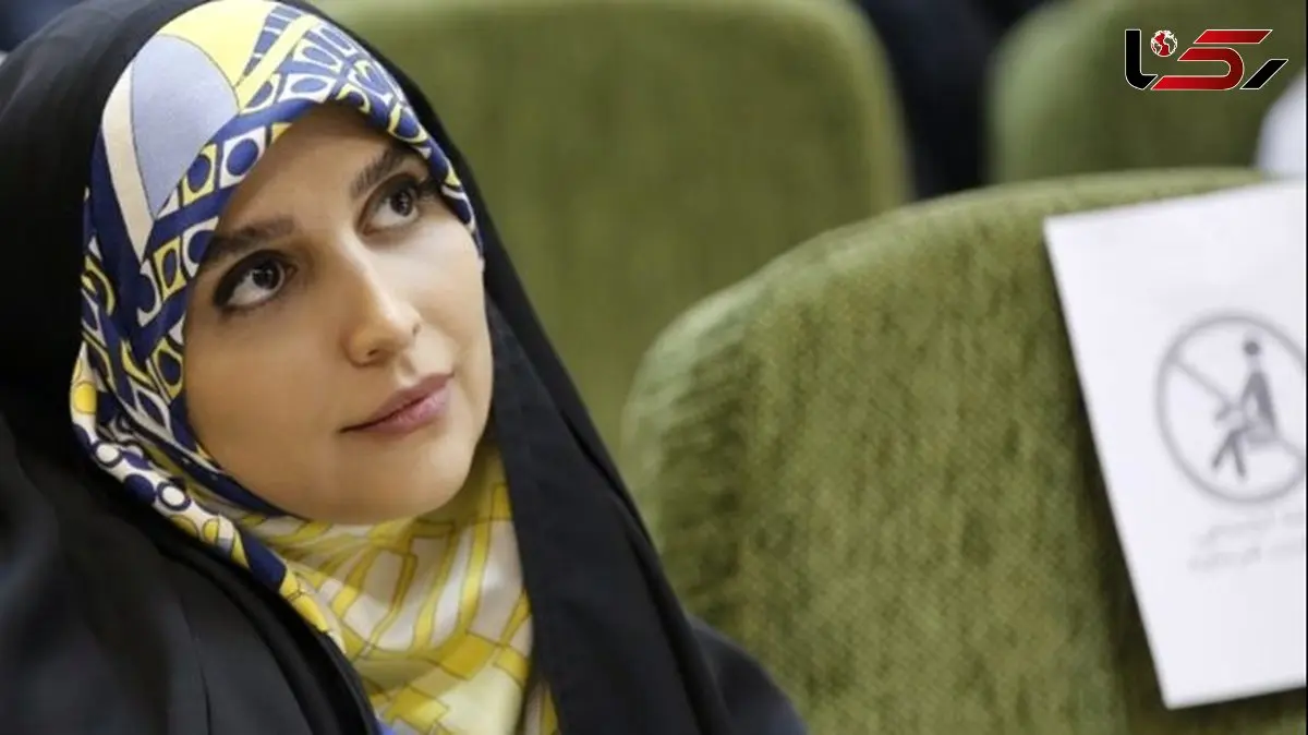 سفر مژده لواسانی به جزیره هنگام با همسفر نازنینَش/ از فال دست خود چه بگویم که ماجرااز ربنای رکعت دوم شروع شد..+ عکس