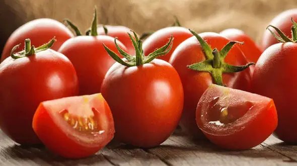 آیا مصرف گوجه‌ فرنگی در ابتلا به نقرس نقش دارد؟