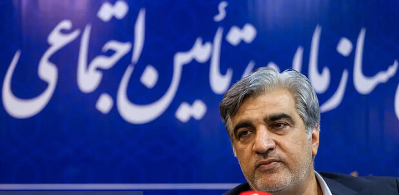 طرح پیشنهادی محاسبه مستمری و کاهش فرار بیمه‌ای / ۵۲ درصد بازنشستگی‌های ۱۴۰۴ زودهنگام است 