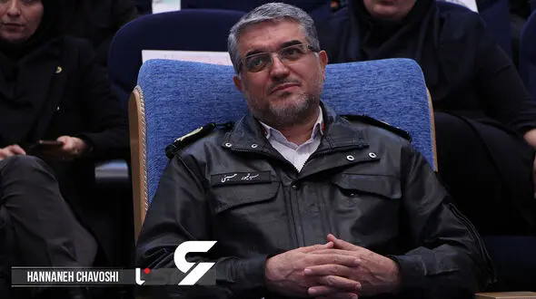 پلیس جاده چالوس را بست / پانزدهمین ریزش سنگ در جاده چالوس 