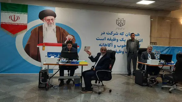 الیاس نادران داوطلب نامزدی انتخابات ریاست جمهوری شد