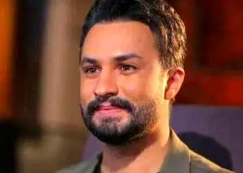 دانلود آهنگ زندگی کنم دیگه با خیال آسوده از راغب /یکی بهم بگه همه اینا خواب بوده