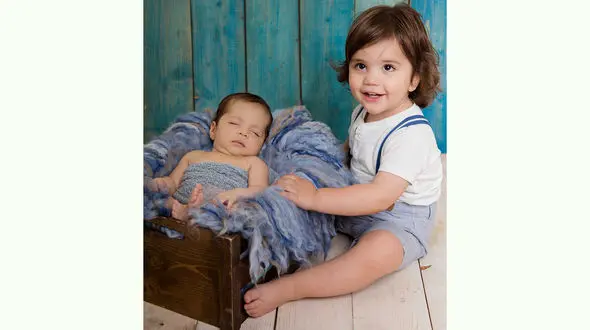 کودکان 2 تا 3 ساله خود را برای نوزاد تازه‌وارد آماده کنید