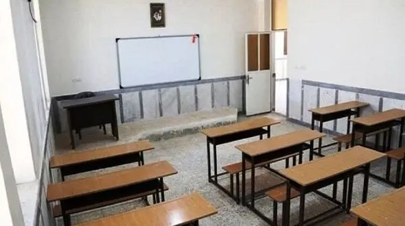 حمله پدر دانش آموز کرجی به معلم با قمه + فیلم