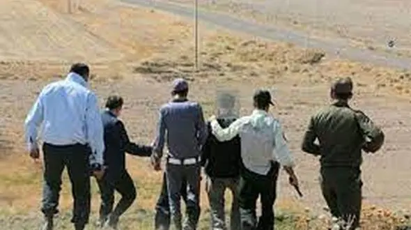 دستگیری ۵ حفار غیرمجاز در روستای تاج خاتون قم