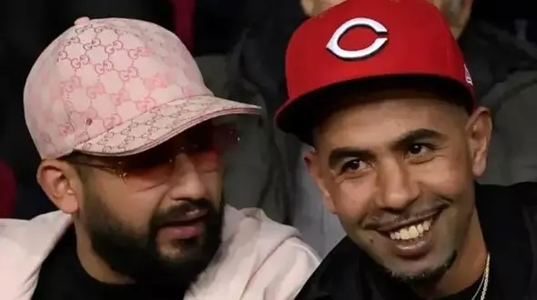 پدر یامال ول کن حاشیه نیست / این بار دعوا روی سکوها!