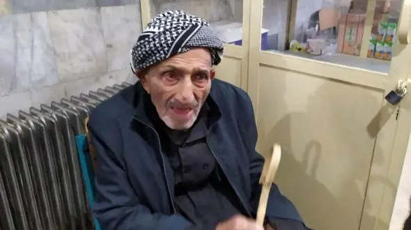 پیرمرد ۹۱ ساله اردکانی، کرونا را شکست داد + عکس