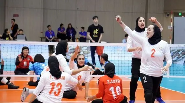 صعود بانوان ایران به نیمه نهایی آسیا