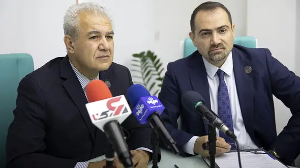 قیافه اصیل ایرانی در معرض خطر جدی قرار گرفته است/2هزار غیرمتخصص عمل زیبایی در کشور انجام می دهند /با قیافه های «کپی پیست» رو به رو هستیم