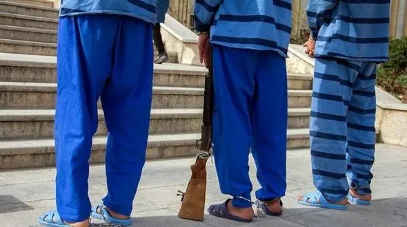 درگیری پلیس رفسنجان با اراذل و اوباش / مامور ناجا زخمی شد