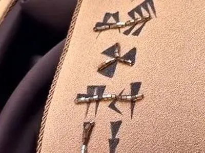 فیلم/ خلاقیت تحسین برانگیز دختر هنرمند ایرانی برای طراحی مانتو با طرح منشور کوروش حماسه آفرید