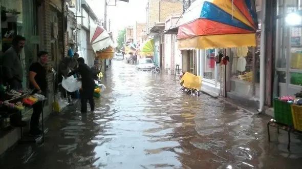 اینجا تبریز است نه ونیز! / بارش باران سیل‌آسا در تبریز + تصاویر 