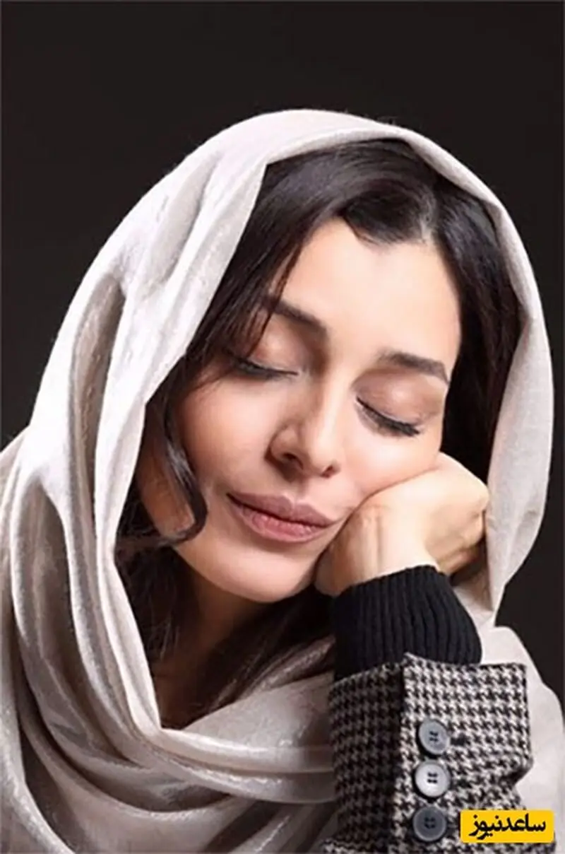 ساره بیات