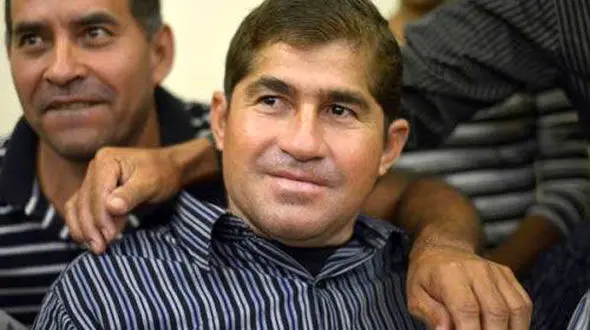 438 روز سرگردانی در دریا/ماجرای باورنکردنی زندگی این مرد+عکس