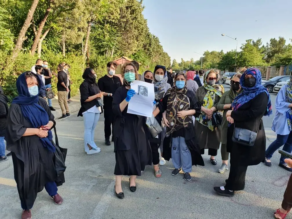 گرد هم آمدن دوستان و دانشجویان "بابک خرمدین" در شهرک اکباتان+ فیلم و عکس