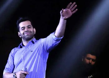 فیلم آواز باشکوه و احساسی رضا بهرام ! /  با آهنگ گل عشق کل سالن رو برد بالا ! 