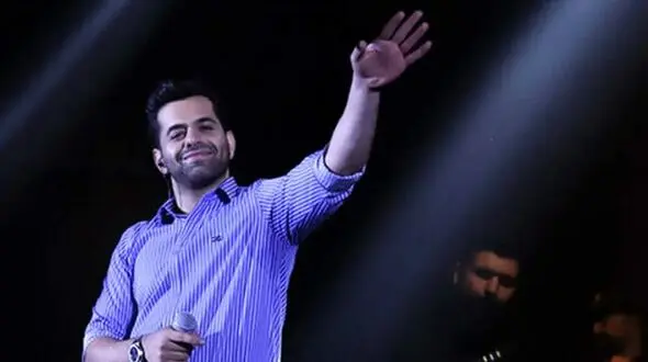 فیلم آواز باشکوه و احساسی رضا بهرام ! /  با آهنگ گل عشق کل سالن رو برد بالا ! 
