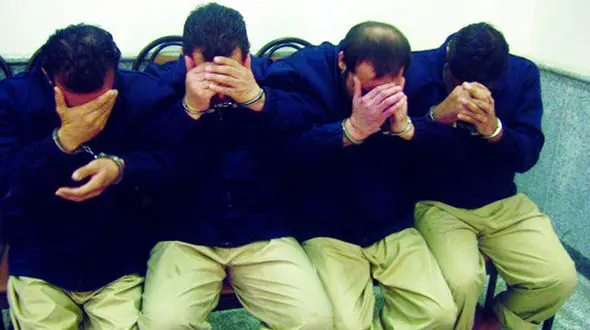 2 مرد پلید در مخفیگاه مرزی محاصره شدند