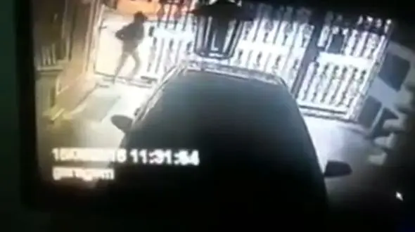 لحظه ی عجیب مرگ بدشانس ترین دزد سال + فیلم