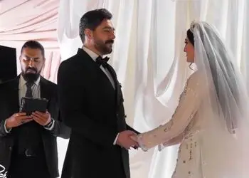 فیلم / مولانا خوانی محمدرضا علیمردانی در عروسی باشکوه مریم مومن با سهیل قاصدی / عشق یعنی گل به جای خار باش عشق یعنی ...